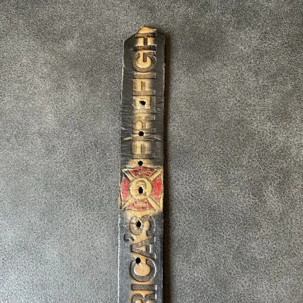 Vtg Americas Firefighters Mens Genuine Leather Belt Gold Buckle Fire Dept READ**